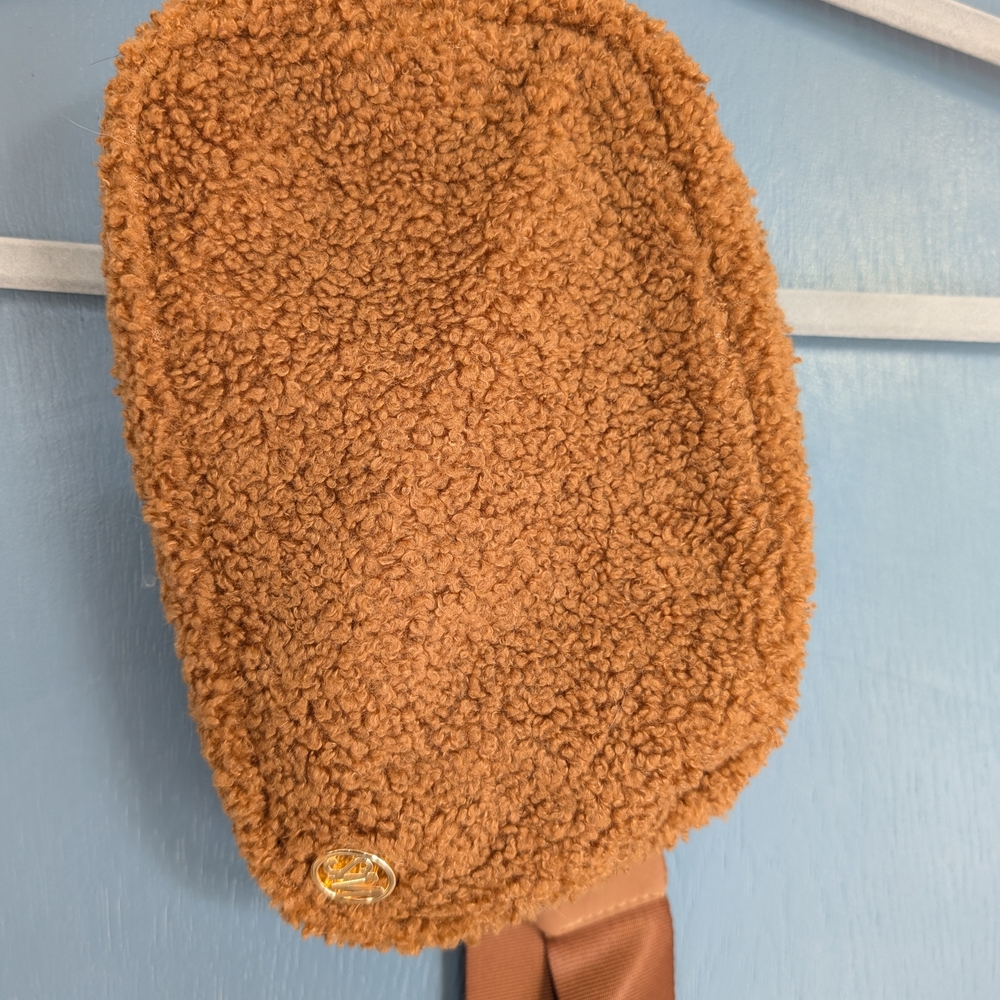 Steve Madden Sherpa Fanny Pack